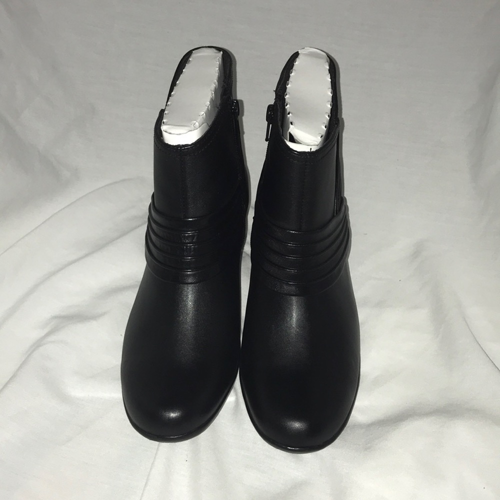 Clark’s Ingalls Mood heeled men’s zip up boots